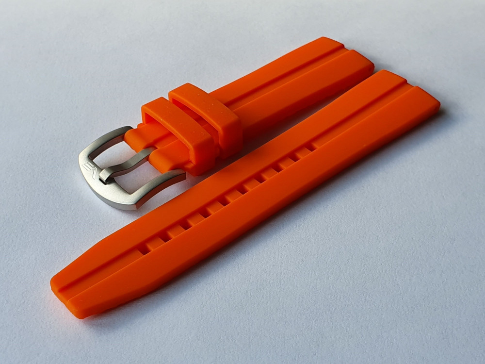 silikónový remienok oranžový s oceľovou matnou prackou na model ALMAZ